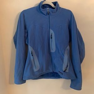 Patagonia women’s regulator jacket full zip fleece blue super comfy!Size medium